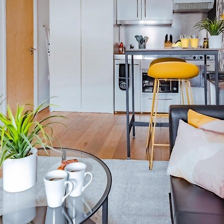 Classic Studio Apartment Cambridge Exterior foto